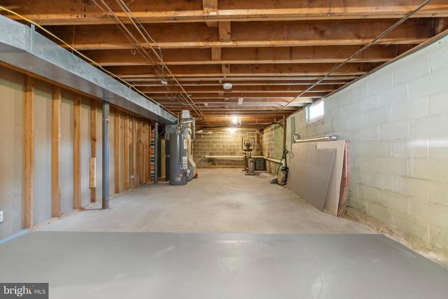 907 PRESTON CT, Blackwood, NJ 08012