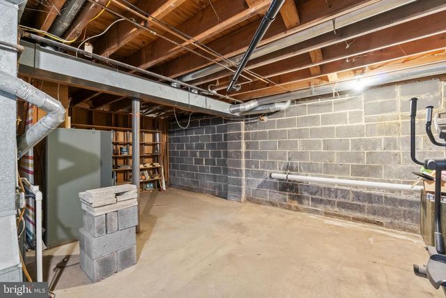 907 PRESTON CT, Blackwood, NJ 08012