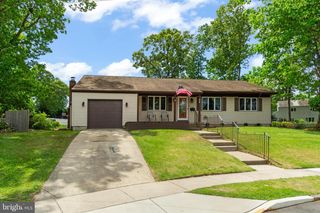 907 PRESTON CT, Blackwood, NJ 08012
