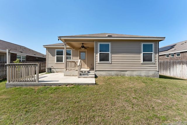 1869 Abigail Ln, New Braunfels, TX 78130