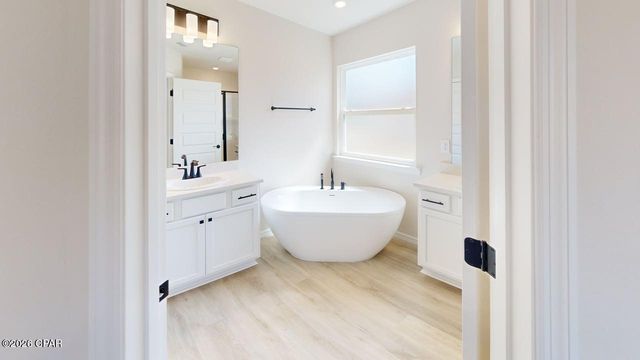 2269 Shenandoah Boulevard, Chipley, FL 32428