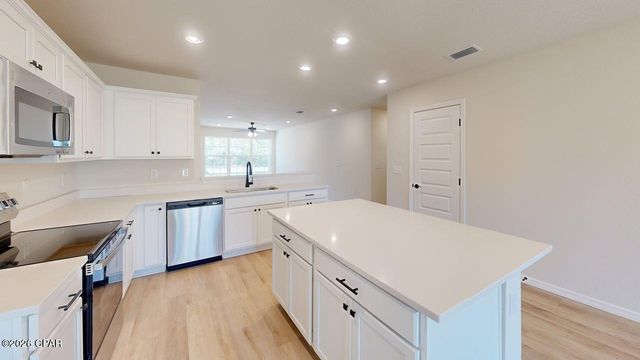 2269 Shenandoah Boulevard, Chipley, FL 32428