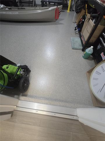 8052 GREENWAY AVENUE, Wesley Chapel, FL 33544