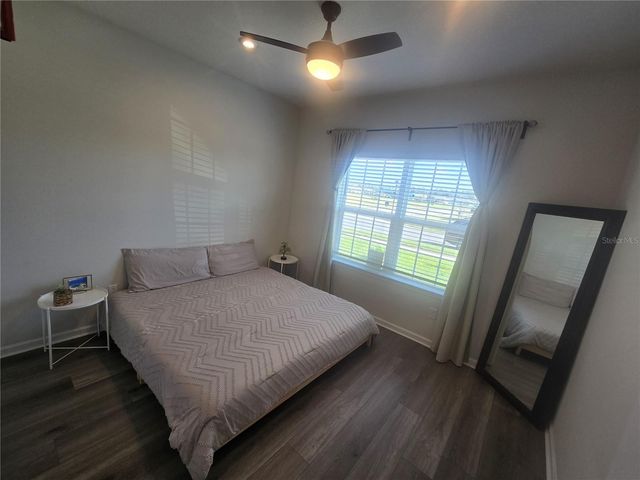 8052 GREENWAY AVENUE, Wesley Chapel, FL 33544