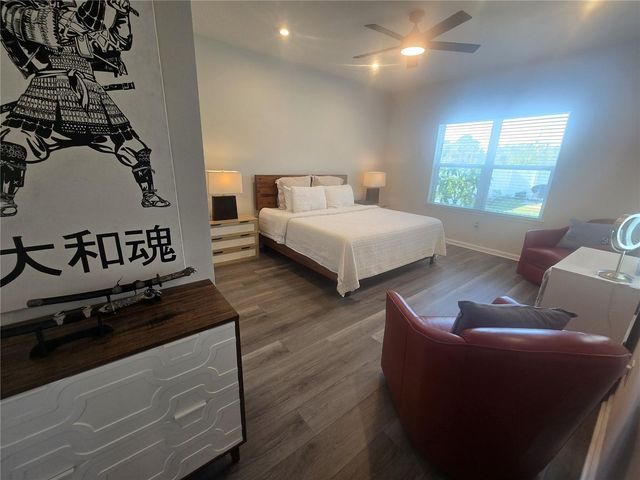 8052 GREENWAY AVENUE, Wesley Chapel, FL 33544