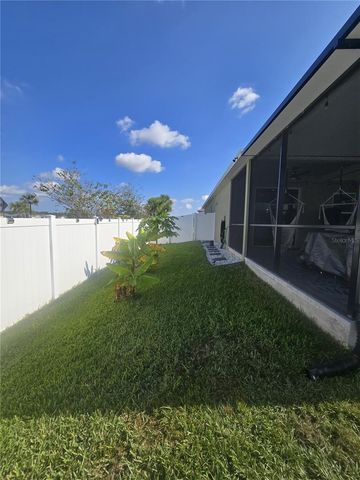 8052 GREENWAY AVENUE, Wesley Chapel, FL 33544