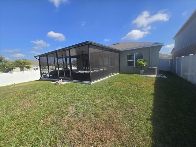 8052 GREENWAY AVENUE, Wesley Chapel, FL 33544