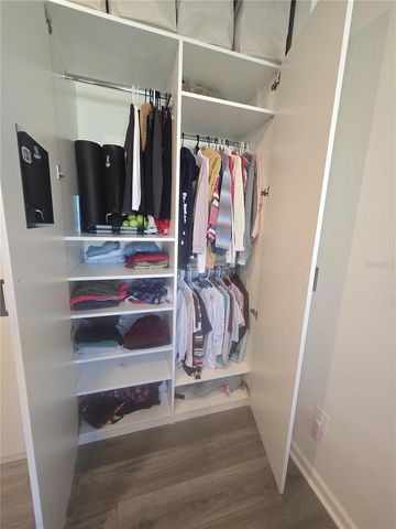 8052 GREENWAY AVENUE, Wesley Chapel, FL 33544