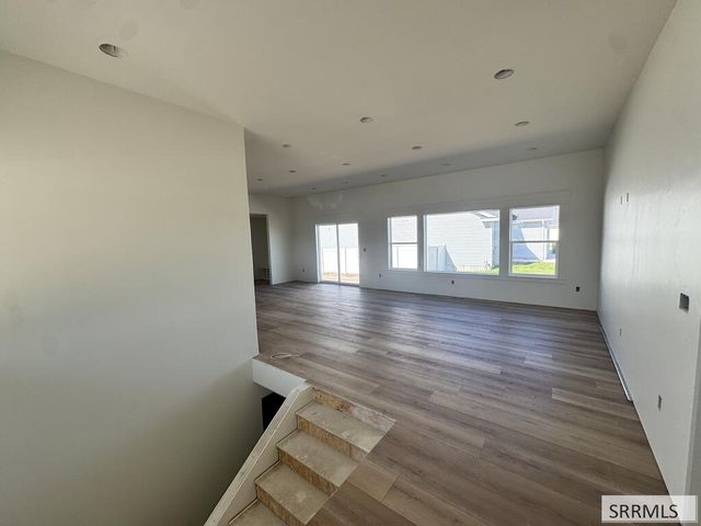 392 Oak Street, Shelley, ID 83274