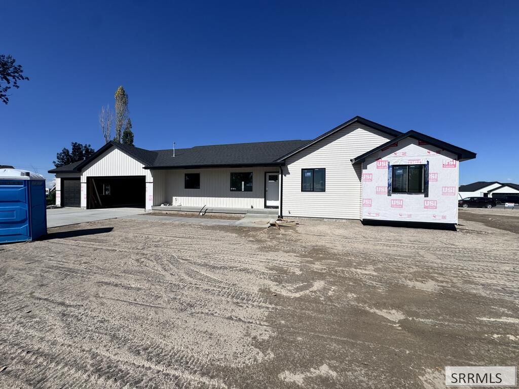 392 Oak Street, Shelley, ID 83274