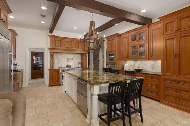 65 Pecan Acres, Hattiesburg, MS 39402