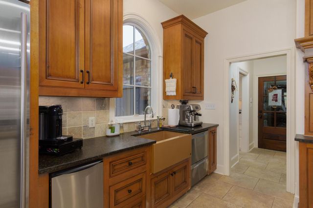 65 Pecan Acres, Hattiesburg, MS 39402