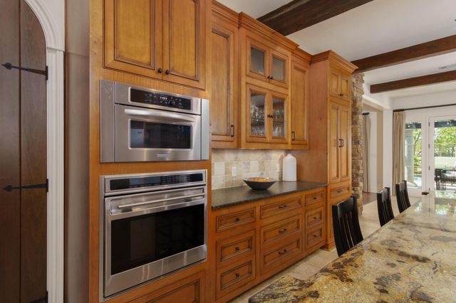 65 Pecan Acres, Hattiesburg, MS 39402