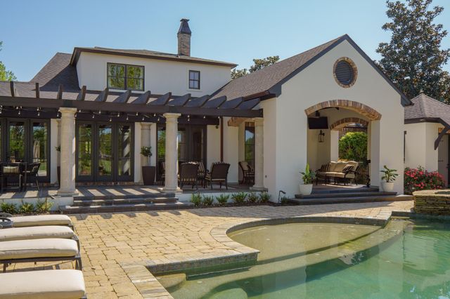 65 Pecan Acres, Hattiesburg, MS 39402