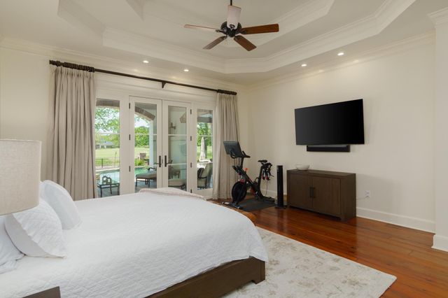 65 Pecan Acres, Hattiesburg, MS 39402