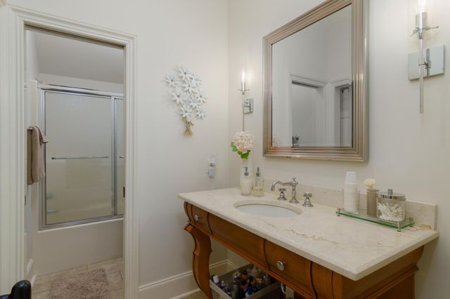 65 Pecan Acres, Hattiesburg, MS 39402