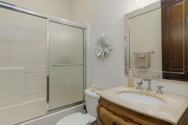 65 Pecan Acres, Hattiesburg, MS 39402