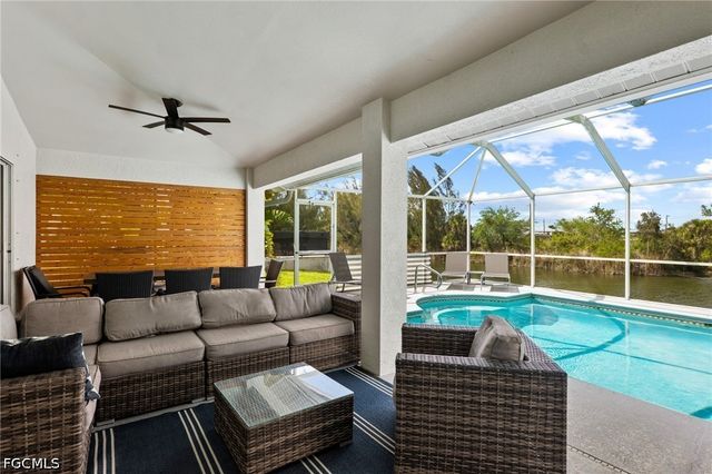 519 NE 19th TER, Cape Coral, FL 33909