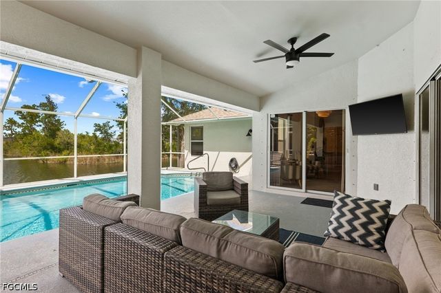 519 NE 19th TER, Cape Coral, FL 33909