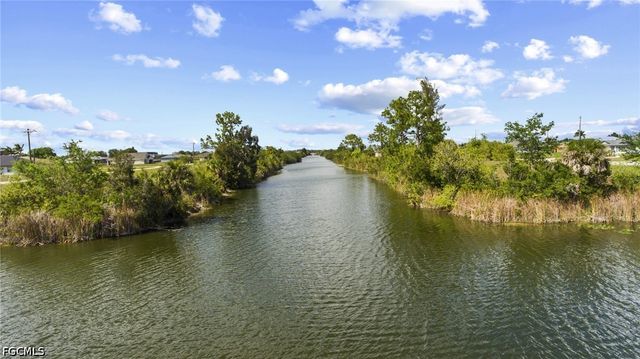 519 NE 19th TER, Cape Coral, FL 33909