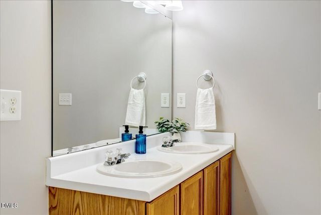 1116 Warmoven Street, Wake Forest, NC 27587