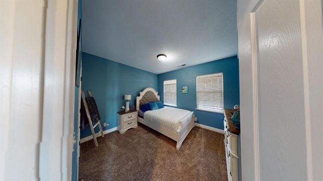 6411 W Dovewood Lane, Fresno, CA 93723