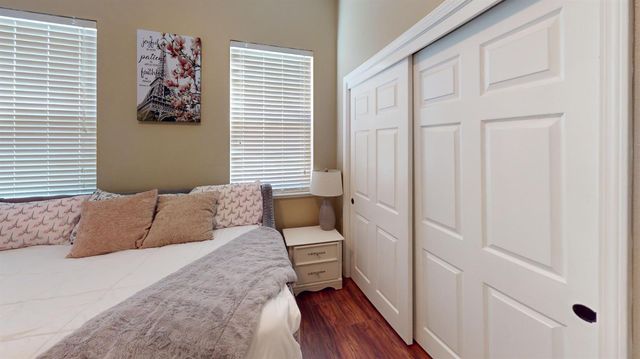 6411 W Dovewood Lane, Fresno, CA 93723