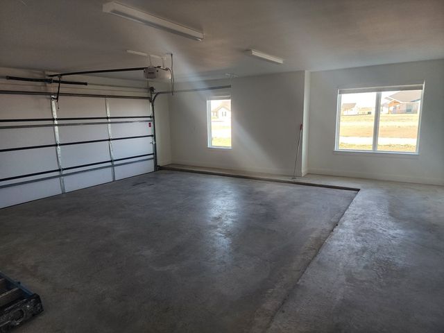 8463 Lance Road, Wall, TX 76905