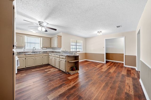 7261 State Highway 50, Commerce, TX 75428