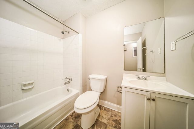 2232 Doral Court, Atlanta, GA 30331