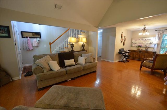 3206 Country Walk Drive, Powder Springs, GA 30127