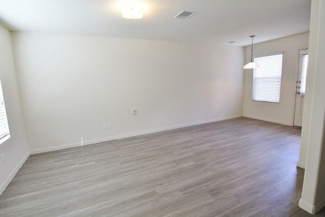 5851 Santa Bernadetta, Houston, TX 77017