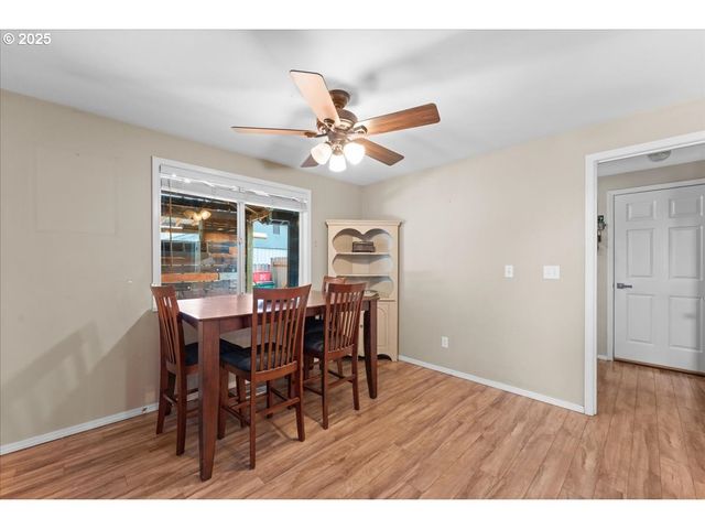 3213 MAPLE Pl, Forest Grove, OR 97116