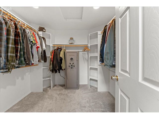 3213 MAPLE Pl, Forest Grove, OR 97116