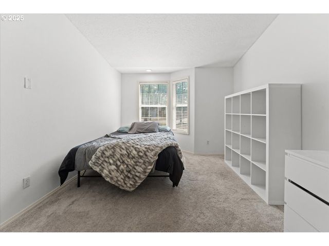 3213 MAPLE Pl, Forest Grove, OR 97116