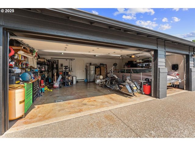 3213 MAPLE Pl, Forest Grove, OR 97116