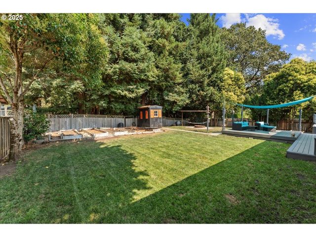 3213 MAPLE Pl, Forest Grove, OR 97116