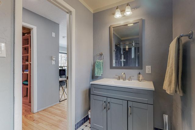 1015 Monroe Street NE, Albuquerque, NM 87110