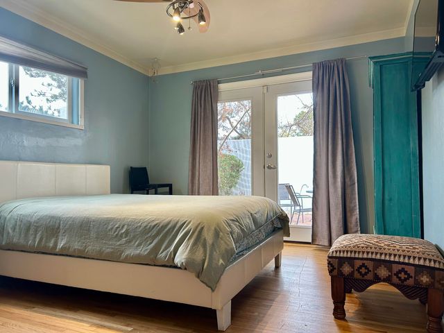 1015 Monroe Street NE, Albuquerque, NM 87110