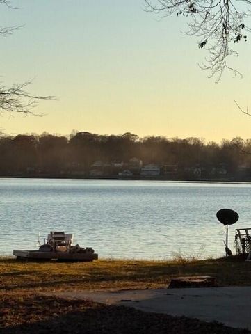 6235 Hilda Street, Coloma, MI 49038