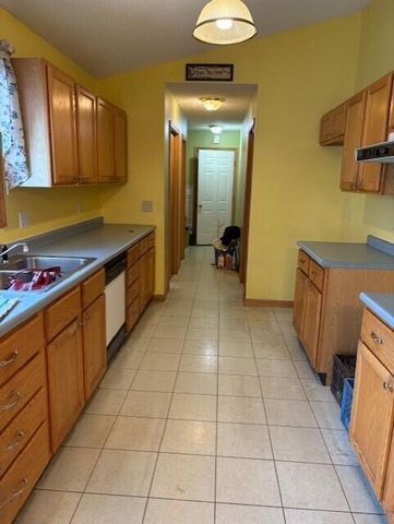 6235 Hilda Street, Coloma, MI 49038