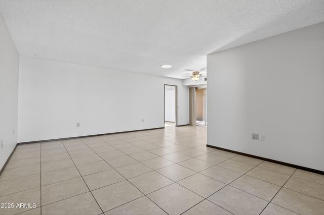 17211 N PINION Lane, Sun City, AZ 85373