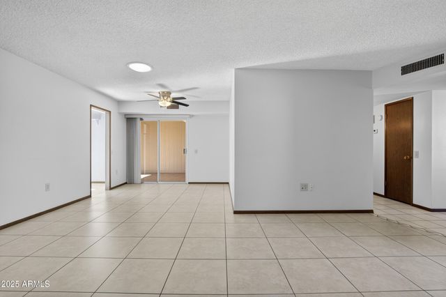 17211 N PINION Lane, Sun City, AZ 85373