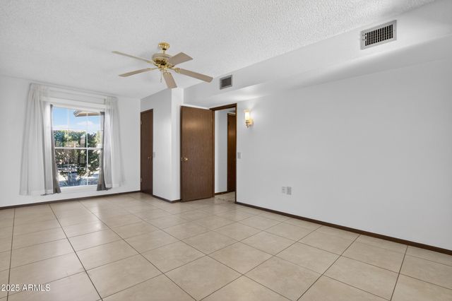 17211 N PINION Lane, Sun City, AZ 85373