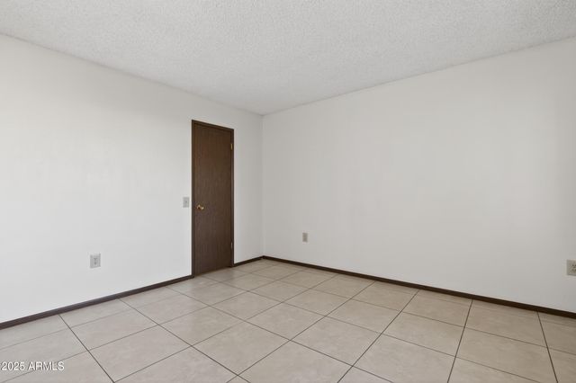 17211 N PINION Lane, Sun City, AZ 85373