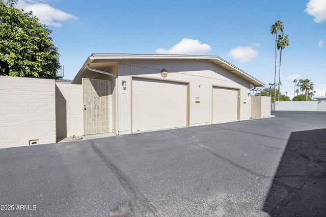 17211 N PINION Lane, Sun City, AZ 85373