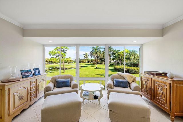 3641 Quail Ridge Drive S Bobwhite A, Boynton Beach, FL 33436