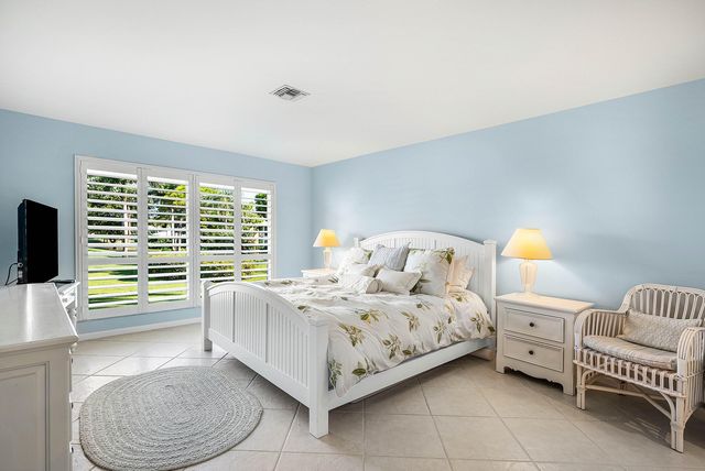 3641 Quail Ridge Drive S Bobwhite A, Boynton Beach, FL 33436