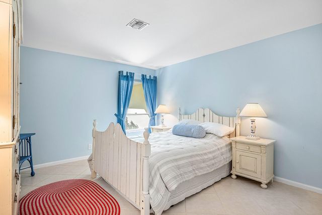 3641 Quail Ridge Drive S Bobwhite A, Boynton Beach, FL 33436