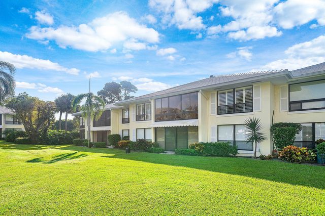 3641 Quail Ridge Drive S Bobwhite A, Boynton Beach, FL 33436